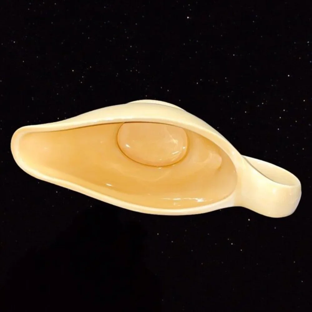 Pottery Barn Sausalito Yellow/Amber Gravy Boat 5”T‎ 9”W Pottery Dinnerware
